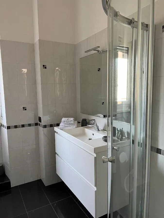 Rebecca'S Milano Collection: Repubblica Apartment 0*, Milan Italy