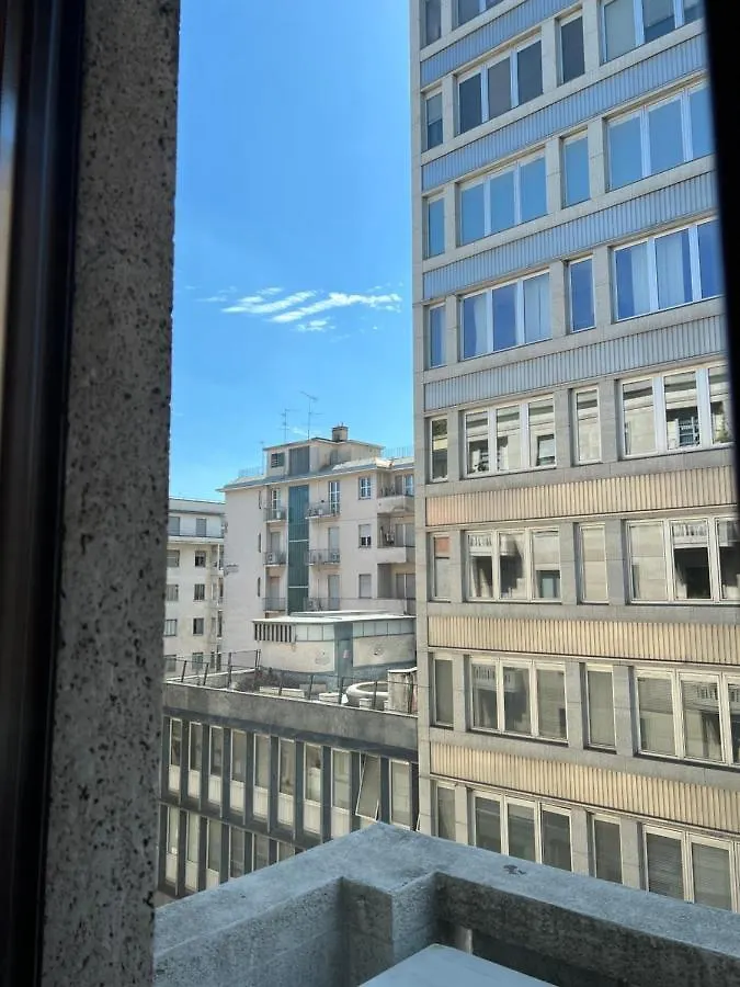 Rebecca'S Milano Collection: Repubblica Apartment Milan